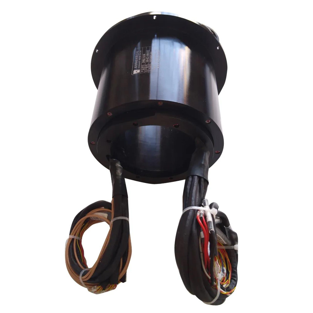 Ingiant signal slip ring